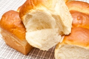 Mách bạn cách làm bánh mì mềm xốp ngon tuyệt ngay tại nhà