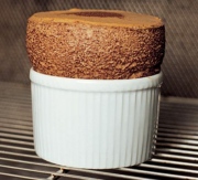 Công thức và hướng dẫn cách làm bánh Soufflé Au Chocolate theo MAI Macaron