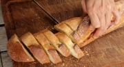 Tips nướng bánh mì - Bí mật để có chiếc bánh mì ngon theo bếp Khai Tâm