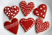 Hướng dẫn cách trang trí bánh quy đơn giản cho valentine