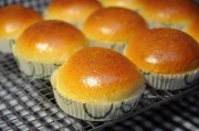 Bánh mỳ mềm milk buns công thức có thêm Whipping Cream theo chị Nhân Nguyễn