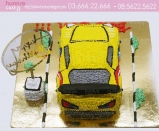 Bánh sinh nhật ô tô mcqueen vàng 1